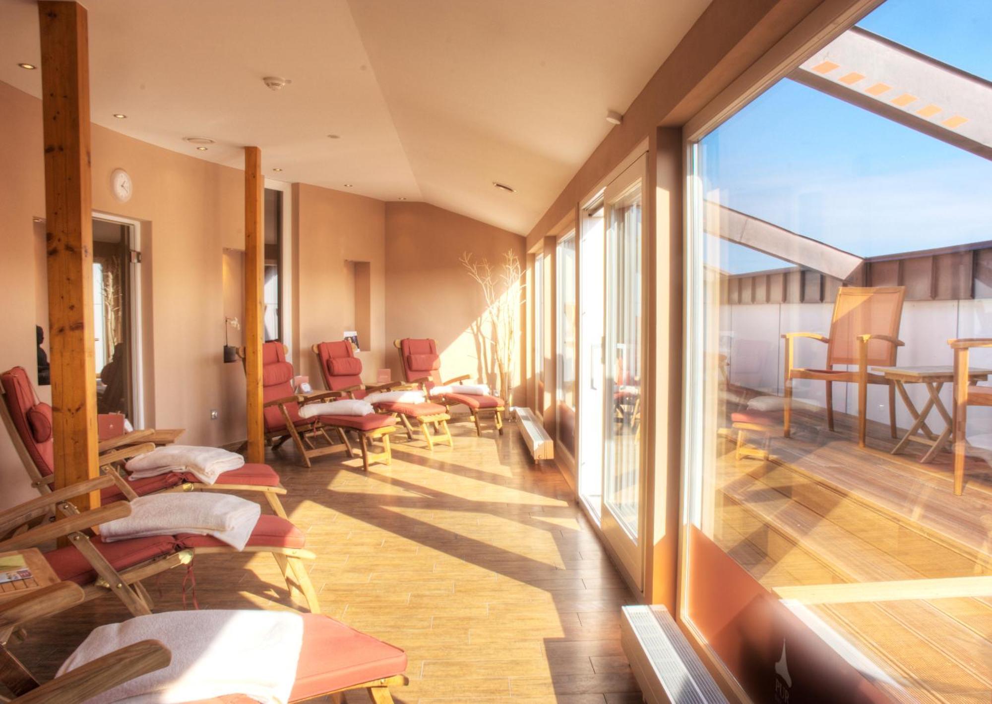 Strandhotel Binz Exterior photo